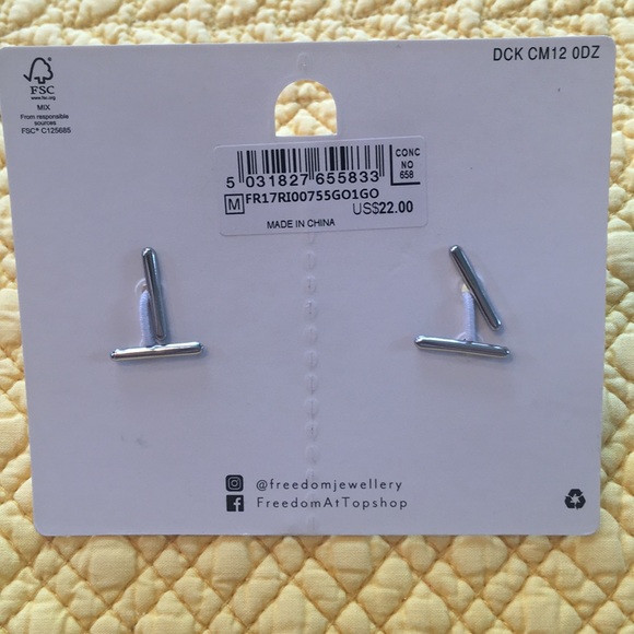 TopShop Rings - Picture 2 of 4